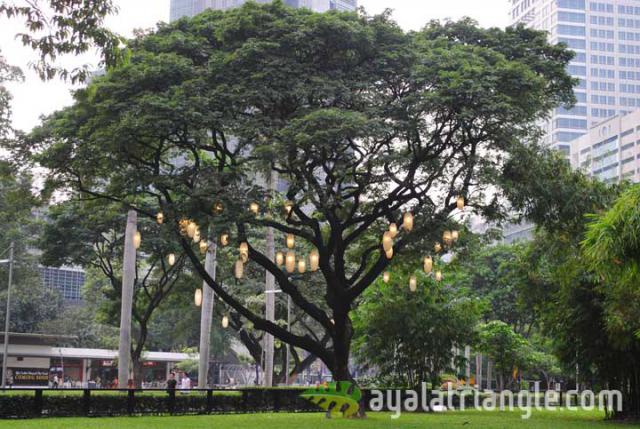 Ayala Triangle Gardens